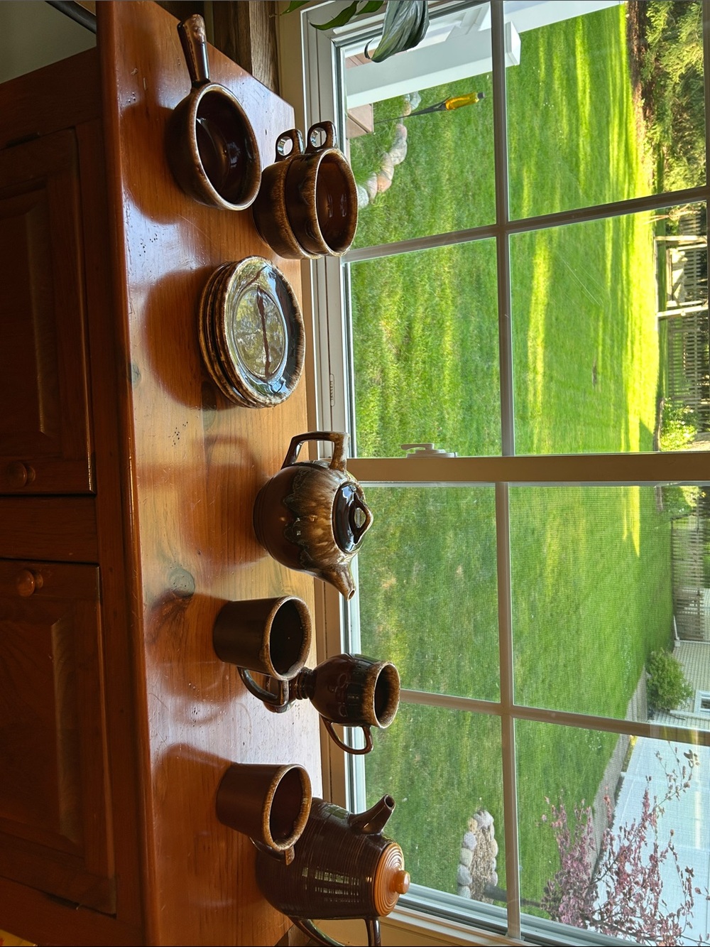 Rustic Brown Glazed Ceramic Tea Set - 12 Piece

Hull and McCoy pottery